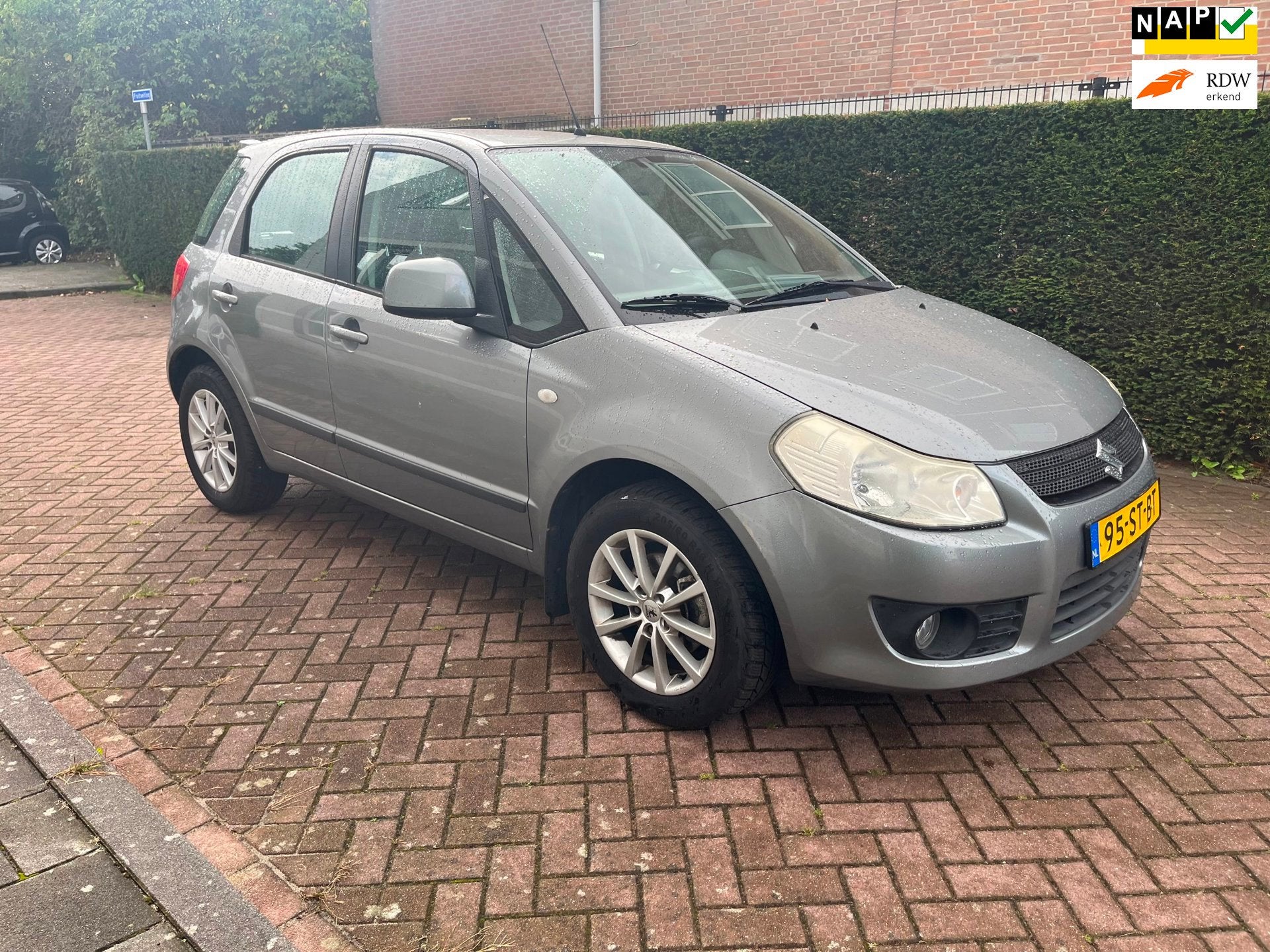 Suzuki SX4 1.6 Comfort, Auto's, Voorwielaandrijving, Gebruikt, Zwart, 4 cilinders