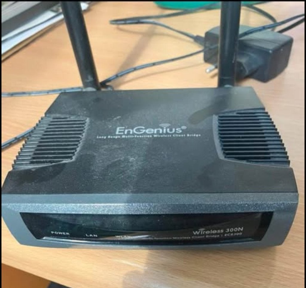 Engenius ECB300, Computers en Software, Accesspoints, Zo goed als nieuw, Ophalen