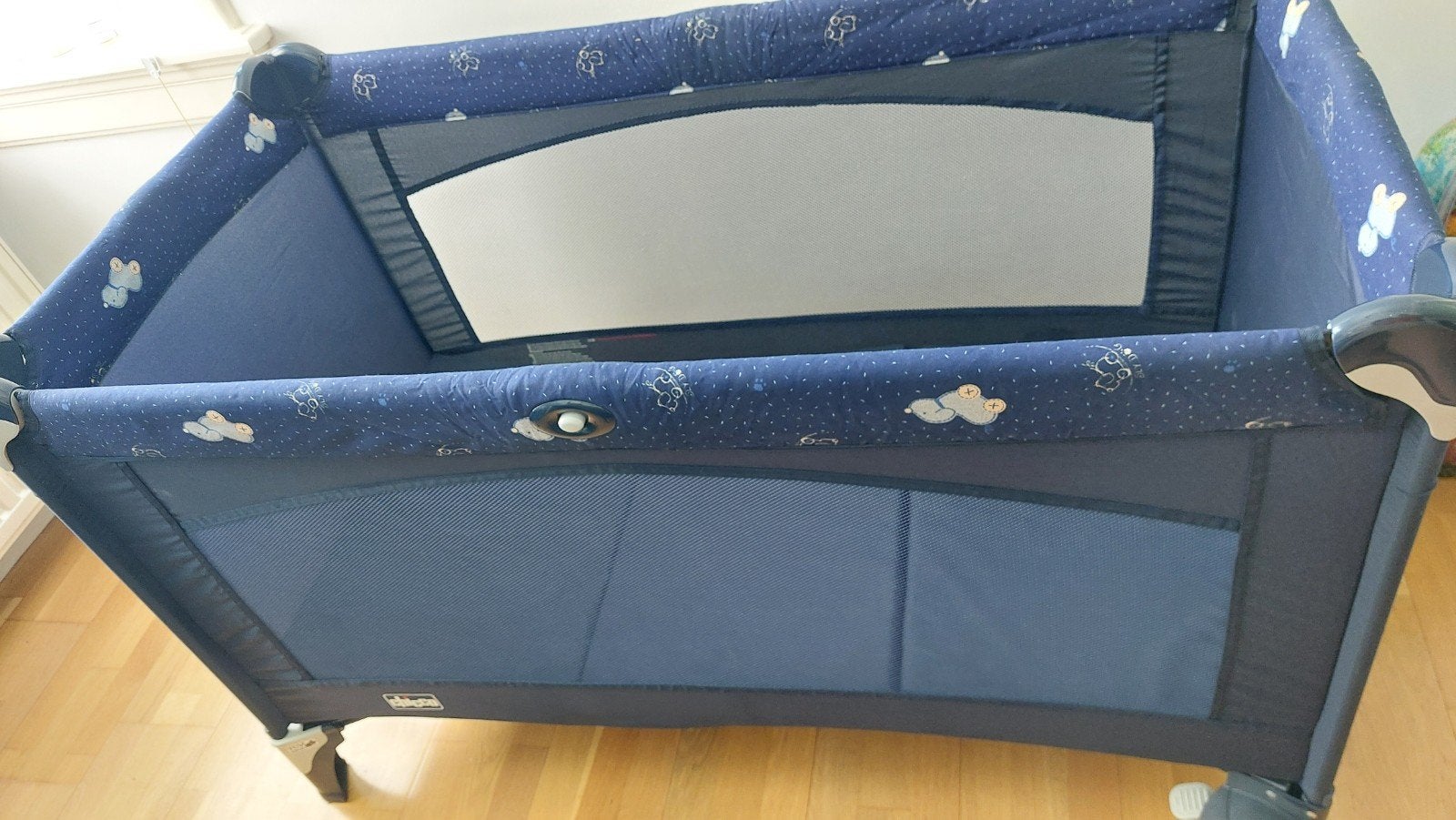 Opvouwbaar Chicco reis bedje met extra opvouwbaar matras, Ophalen, Gebruikt