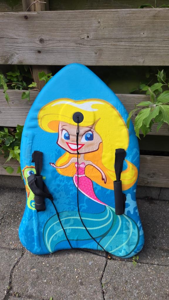 Kleine surfboard, Ophalen of Verzenden, Zo goed als nieuw, Funboard, Met koord