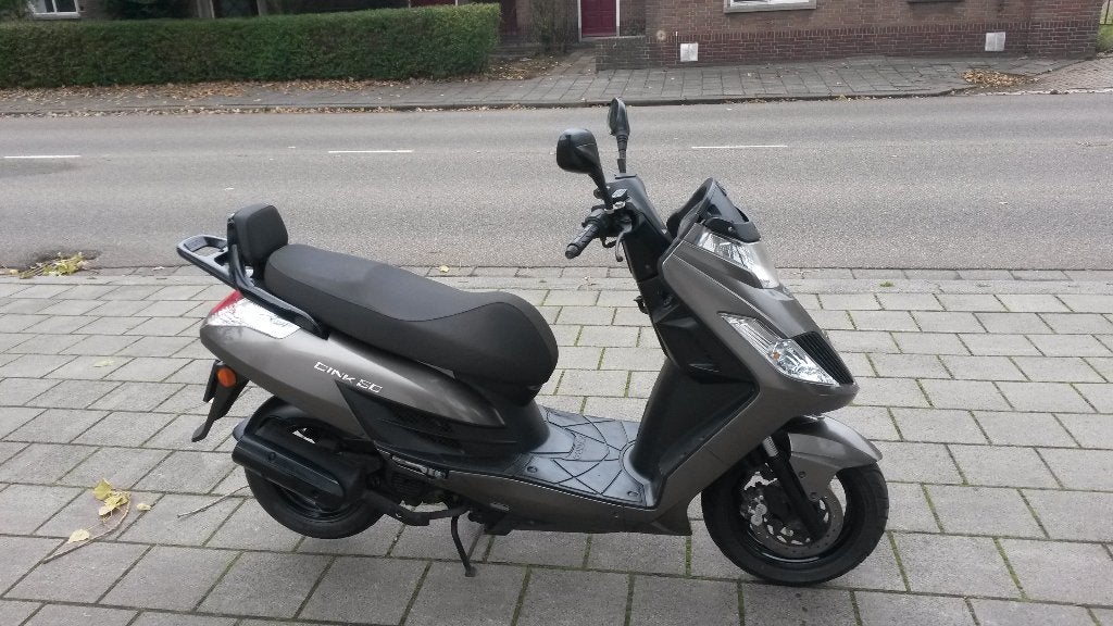 kymco new dink 2015, geel kenteken, inruil mogelijk, Overige modellen, Ophalen of Verzenden, Zo goed als nieuw, Benzine