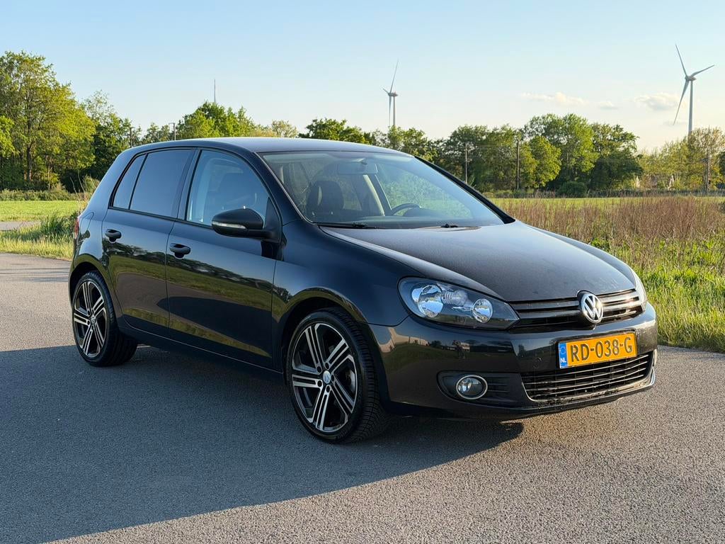 Volkswagen Golf 1.4 TSI R-Line Navi ECC NIEUWE APK, Auto's, Volkswagen, Particulier, Golf, ABS, Airbags, Airconditioning, Bochtverlichting
