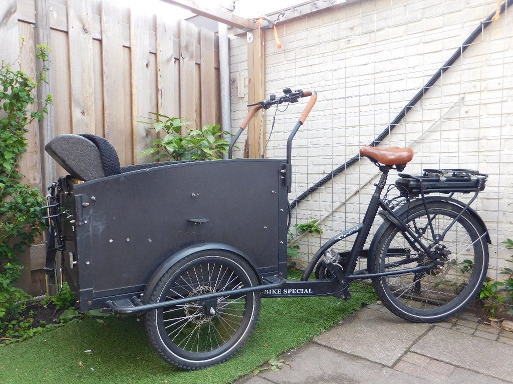 Bakfiets Troy (goede accu, haperende motor), 4 kinderen of meer, Gebruikt, Elektrisch, Ophalen