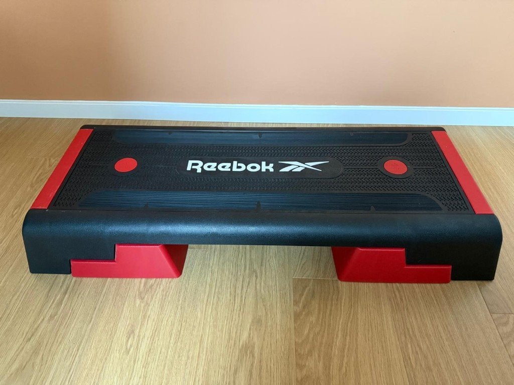 Reebok Step Bluetooth – rood – nieuw & ongebruikt, Sport en Fitness, Overige Sport en Fitness, Ophalen, Nieuw