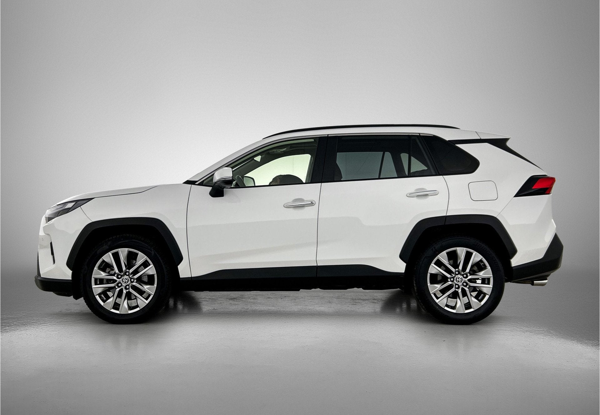Toyota RAV4 2.5 Hybrid AWD Executive Premium Pack | Panorama, Auto's, Automaat, 12 maanden, Adaptive Cruise Control, Gebruikt
