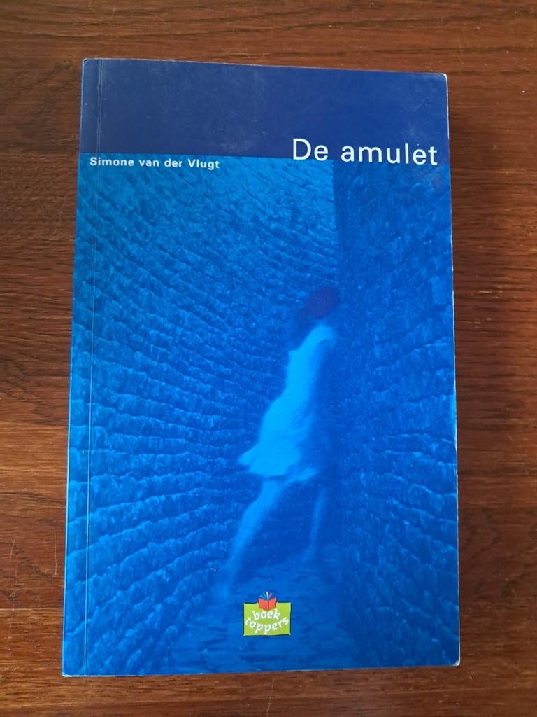 De Amulet - Simone van der Vlugt (Boektoppers), Boeken, Ophalen of Verzenden, Gelezen, Simone van der Vlugt, Nederland