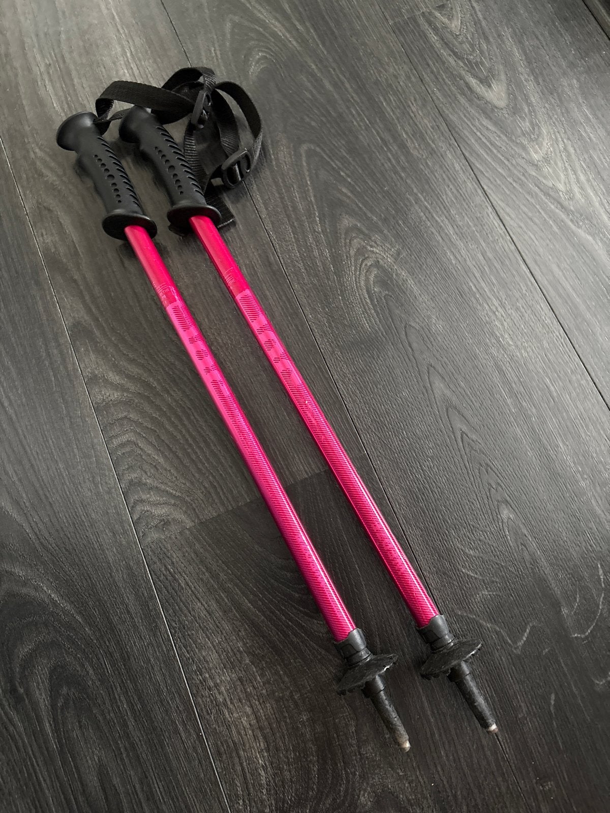 Decathlon verstelbare skistokken 100 cm roze, Sport en Fitness, Skiën en Langlaufen, Overige merken, Gebruikt, Stokken, Ophalen of Verzenden
