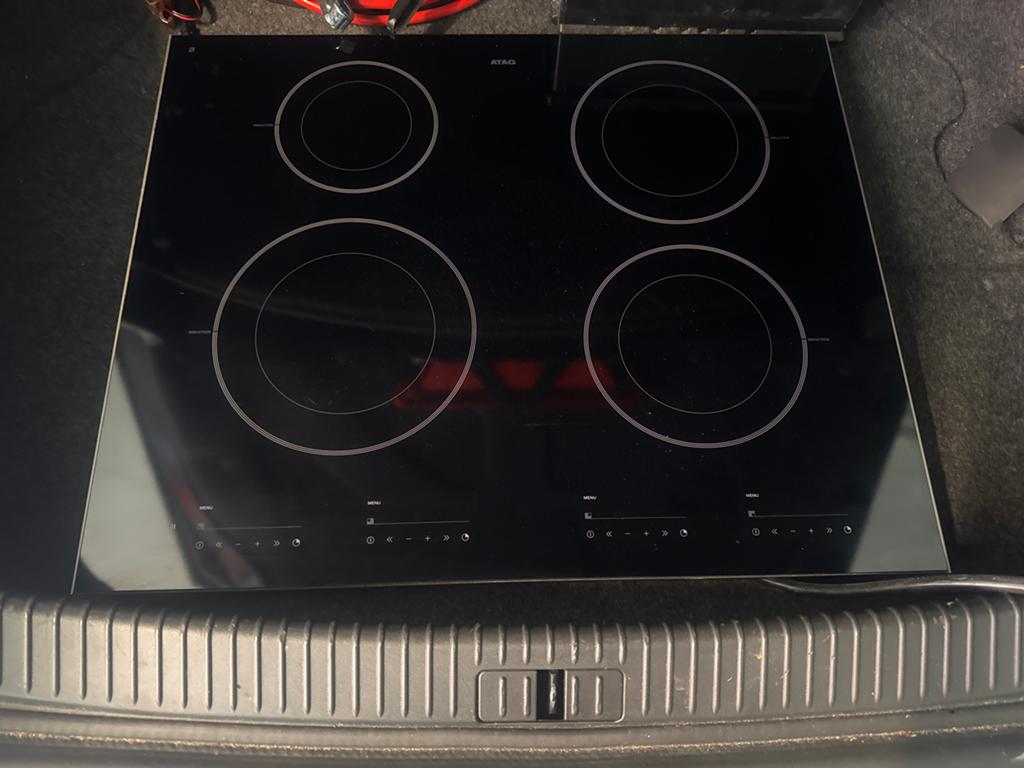 ATAG inductiekookplaat met afgeknipte stekker, Gebruikt, Inbouw, Inductie, 4 kookzones