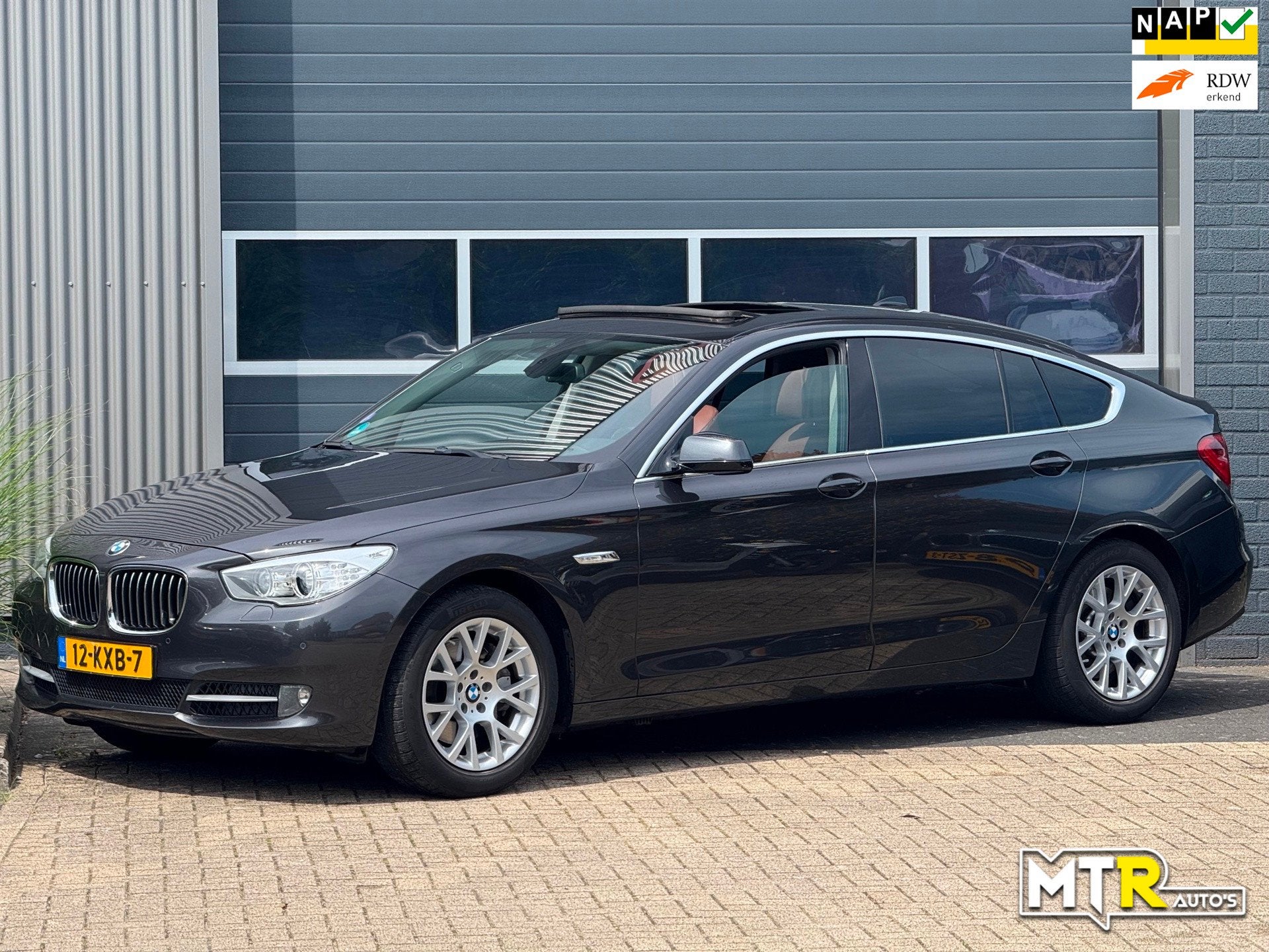 BMW 5-serie Gran Turismo 535i Executive NAP|PANO|LEER, Auto's, BMW, Automaat, Euro 5, Achterwielaandrijving, Gebruikt