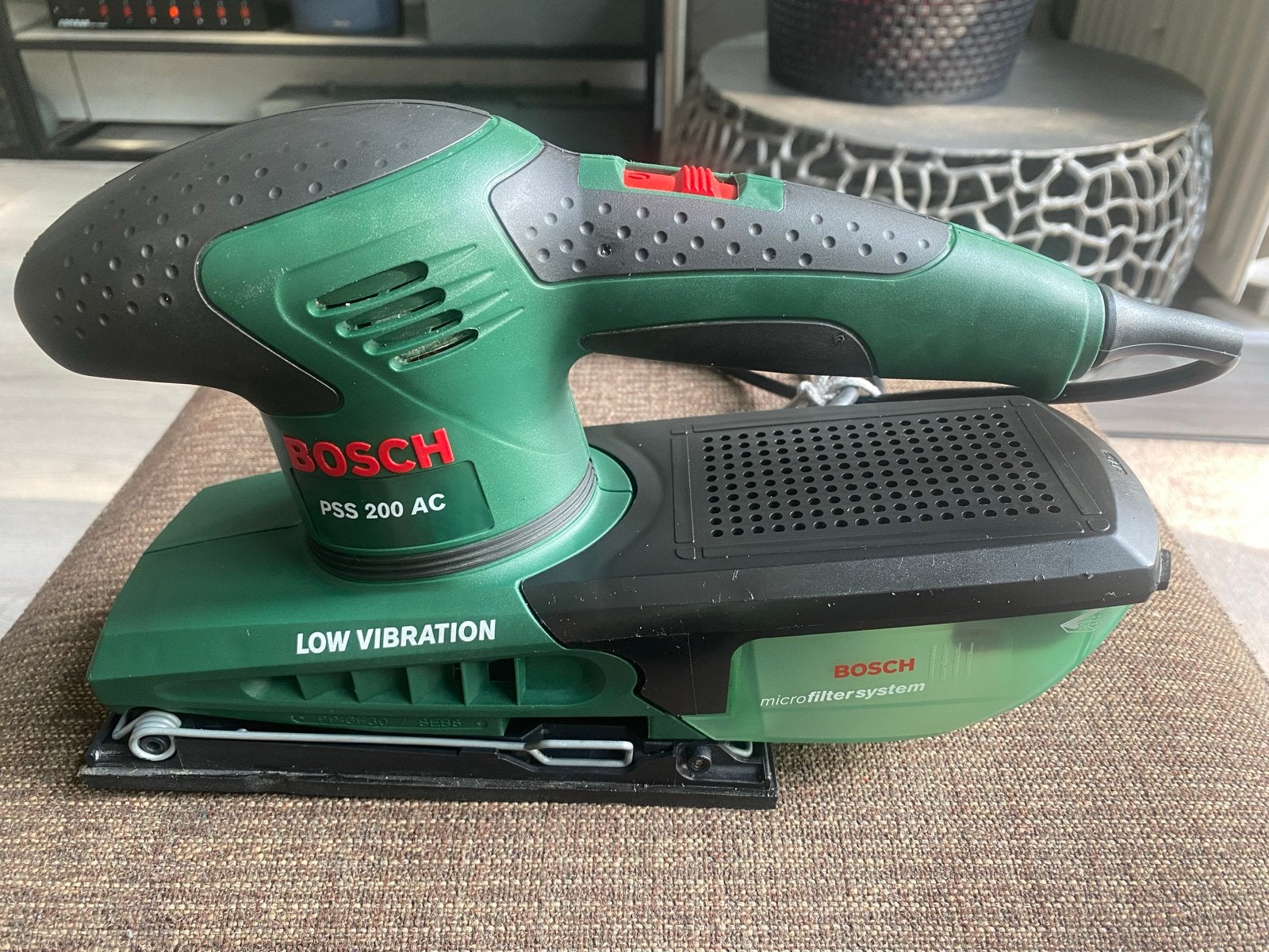 Bosch Vlakschuurmachine PSS 200 AC - Nieuwstaat, Doe-het-zelf en Verbouw, Ophalen, Nieuw, Minder dan 600 watt, Vlakschuurmachine