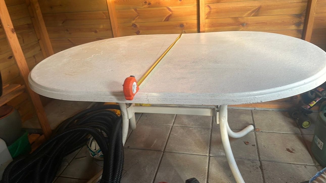 Gratis     afhalen tuintafel, Ophalen, Gebruikt, Ovaal, Kunststof