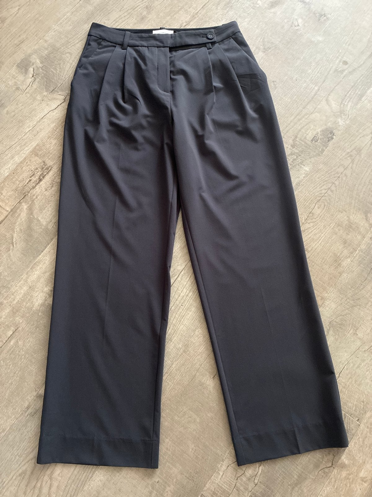 MSCH Copenhagen broek maat L - Nieuw en grijs, Kleding | Dames, Maat 38/40 (M), Nieuw, Ophalen of Verzenden, Grijs