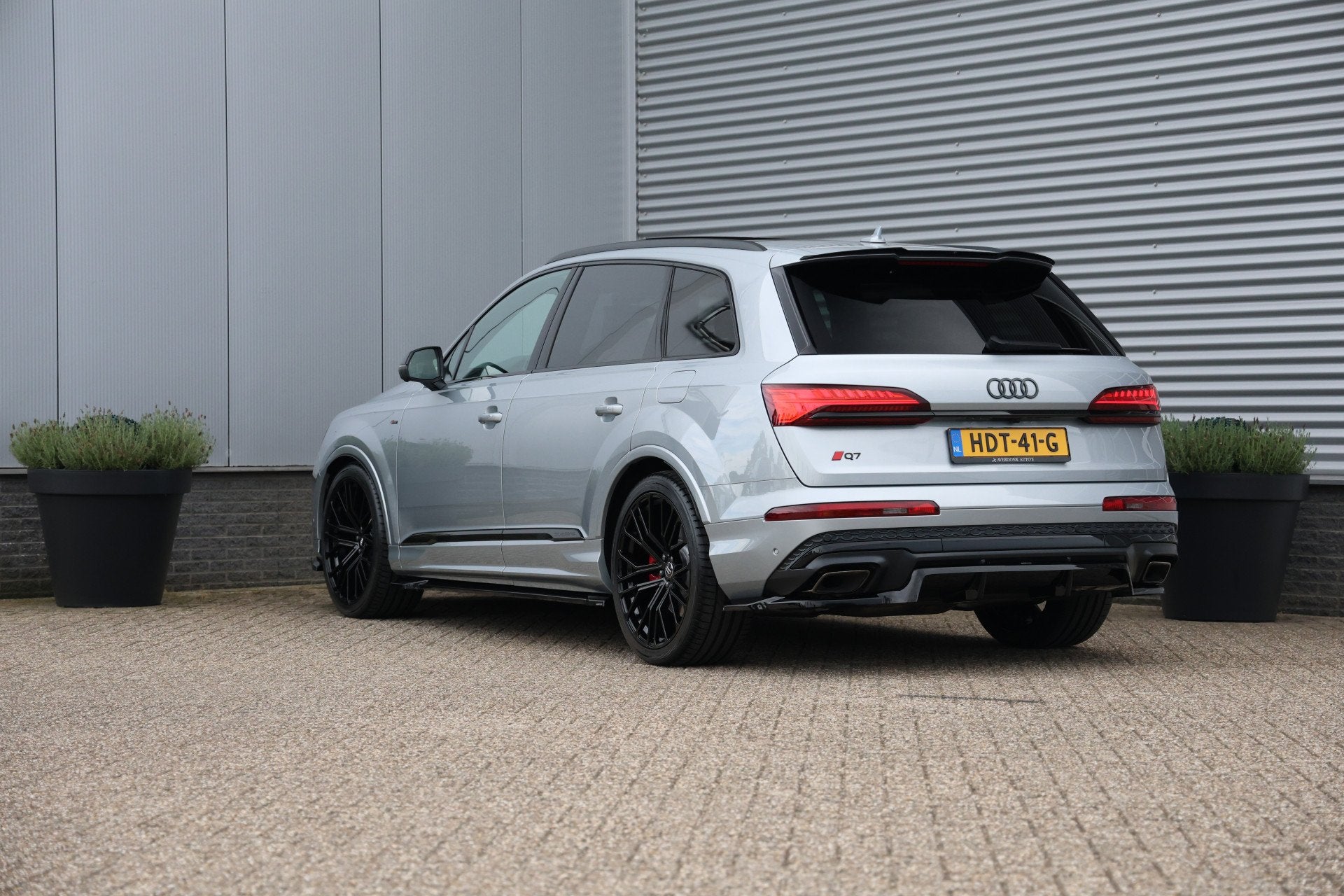 Audi Q7 55 TFSI e Quattro Competition S-Line NAP|RS Seats|Pa, Auto's, Audi, Automaat, Gebruikt, Leder en Stof, Bedrijf