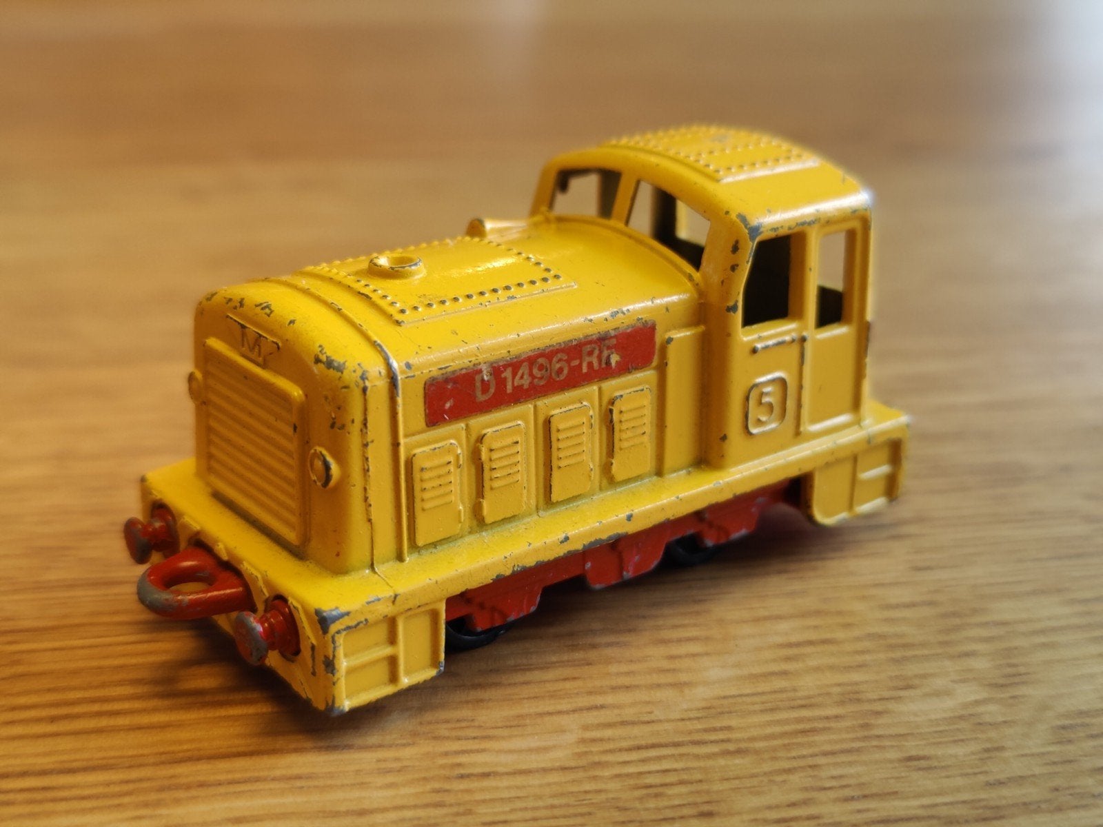 Matchbox Shunter Trein GEEL, Ophalen of Verzenden, Zo goed als nieuw, Auto