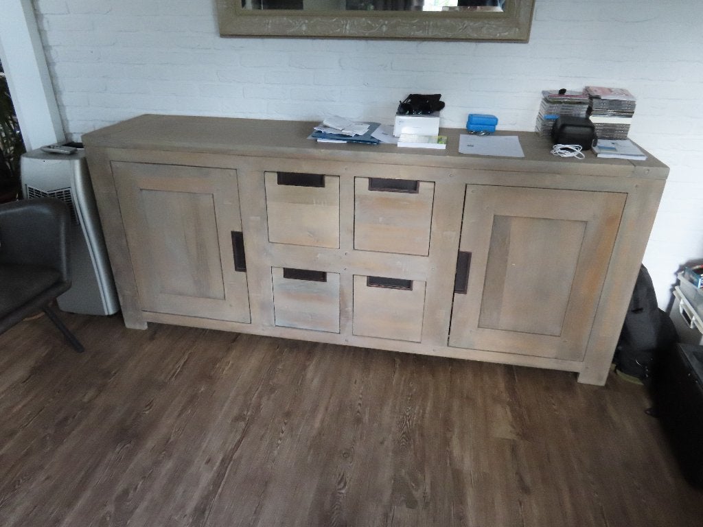 dressoir in mooie staat, Ophalen, Met deur(en), 150 tot 200 cm, Zo goed als nieuw