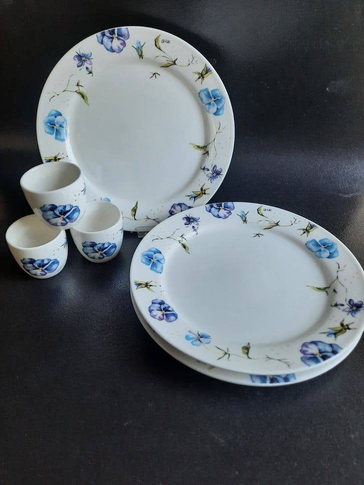 Jet by ter Steege . Flowers of the field servies 'Viooltjes', Overige typen, Ophalen of Verzenden, Zo goed als nieuw, Overige stijlen