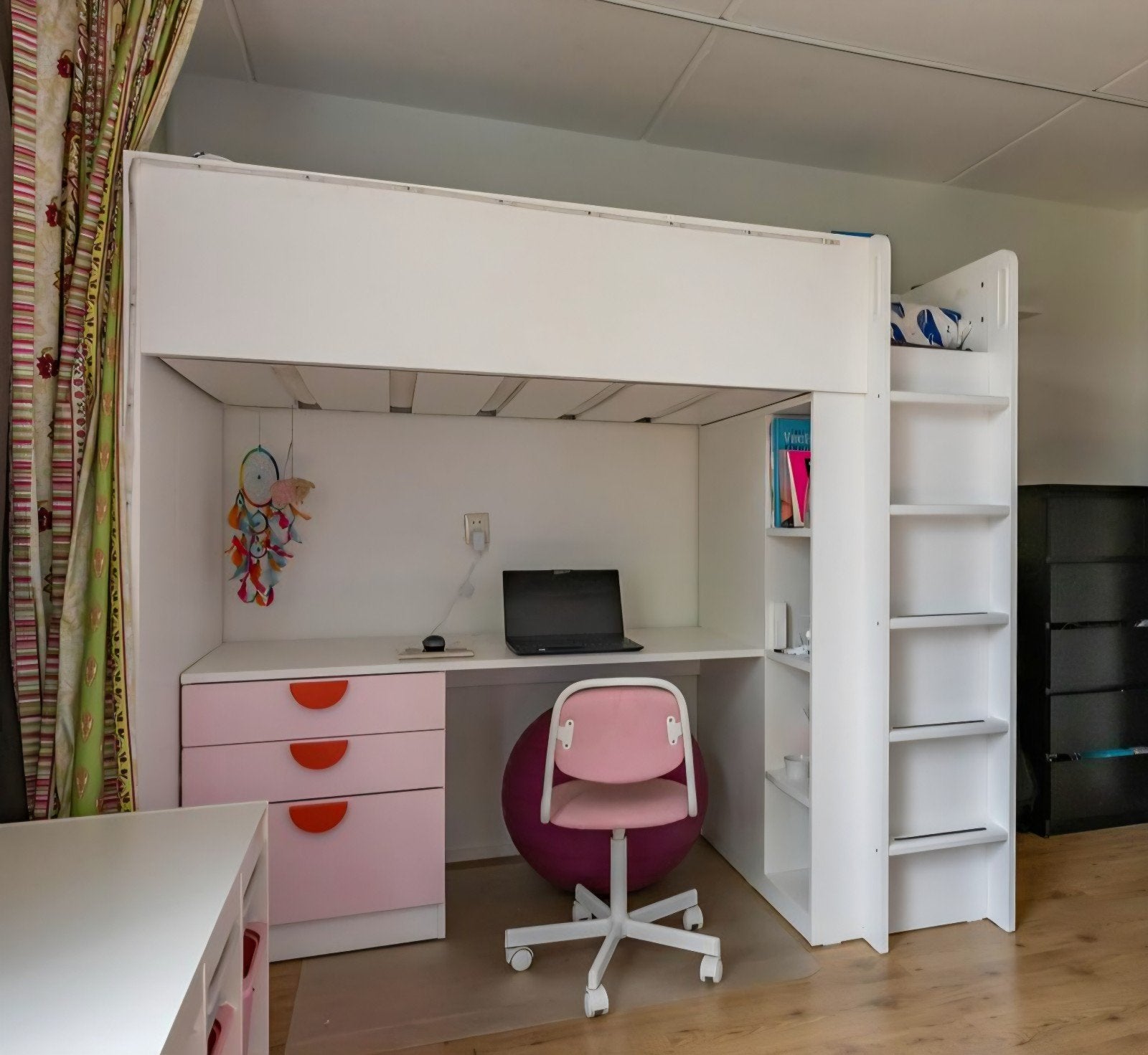 IKEA SMÅSTAD Hoogslaper met bureau en kledingkast, Ophalen, Hoogslaper, Eenpersoons, 200 cm