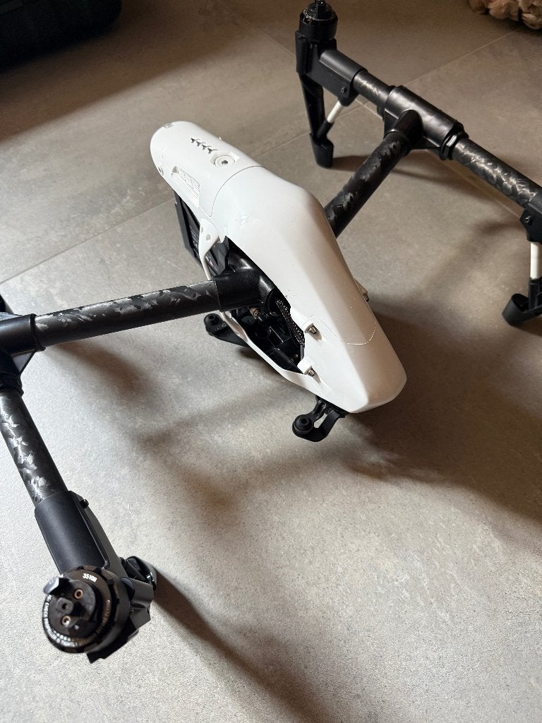 DJI inspire 1 Pro, Ophalen, Altitude Hold, 15 tot 30 minuten, Zo goed als nieuw