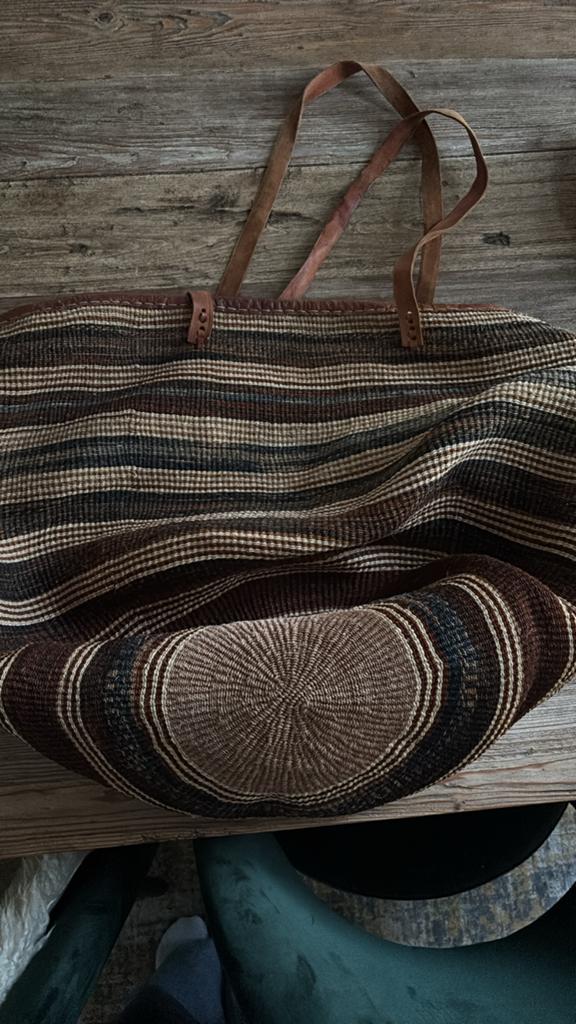 Grote handgeweven sisal Marokkaanse strandtas, Sieraden, Tassen en Uiterlijk, Tassen | Damestassen, Ophalen, Gebruikt, Bruin, Shopper