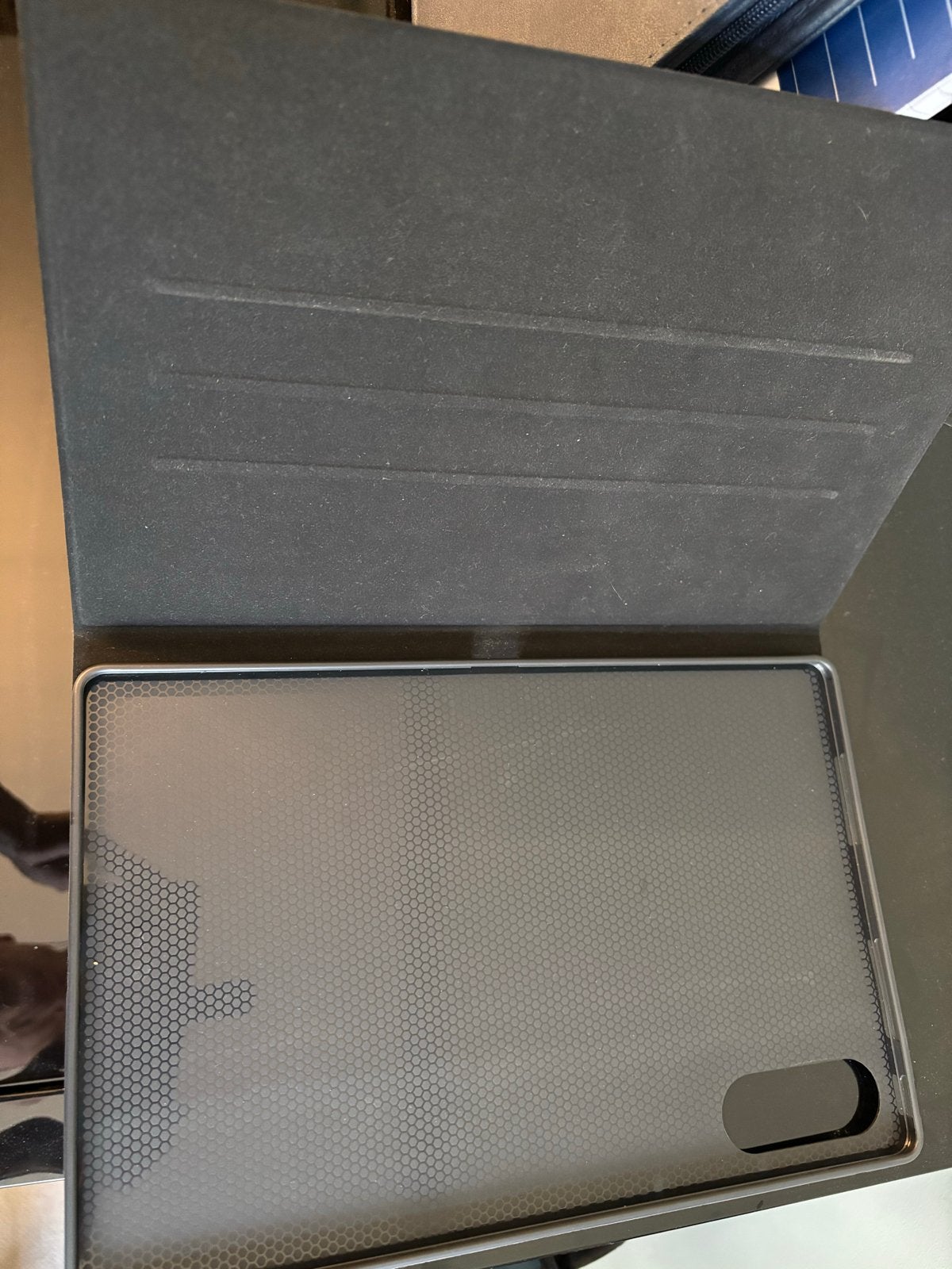 Bluebuilt beschermhoes voor Lenovo 13" Ideapad (zo goed als, Ophalen of Verzenden, Zo goed als nieuw, 13 inch of meer, Bescherming voor- en achterkant