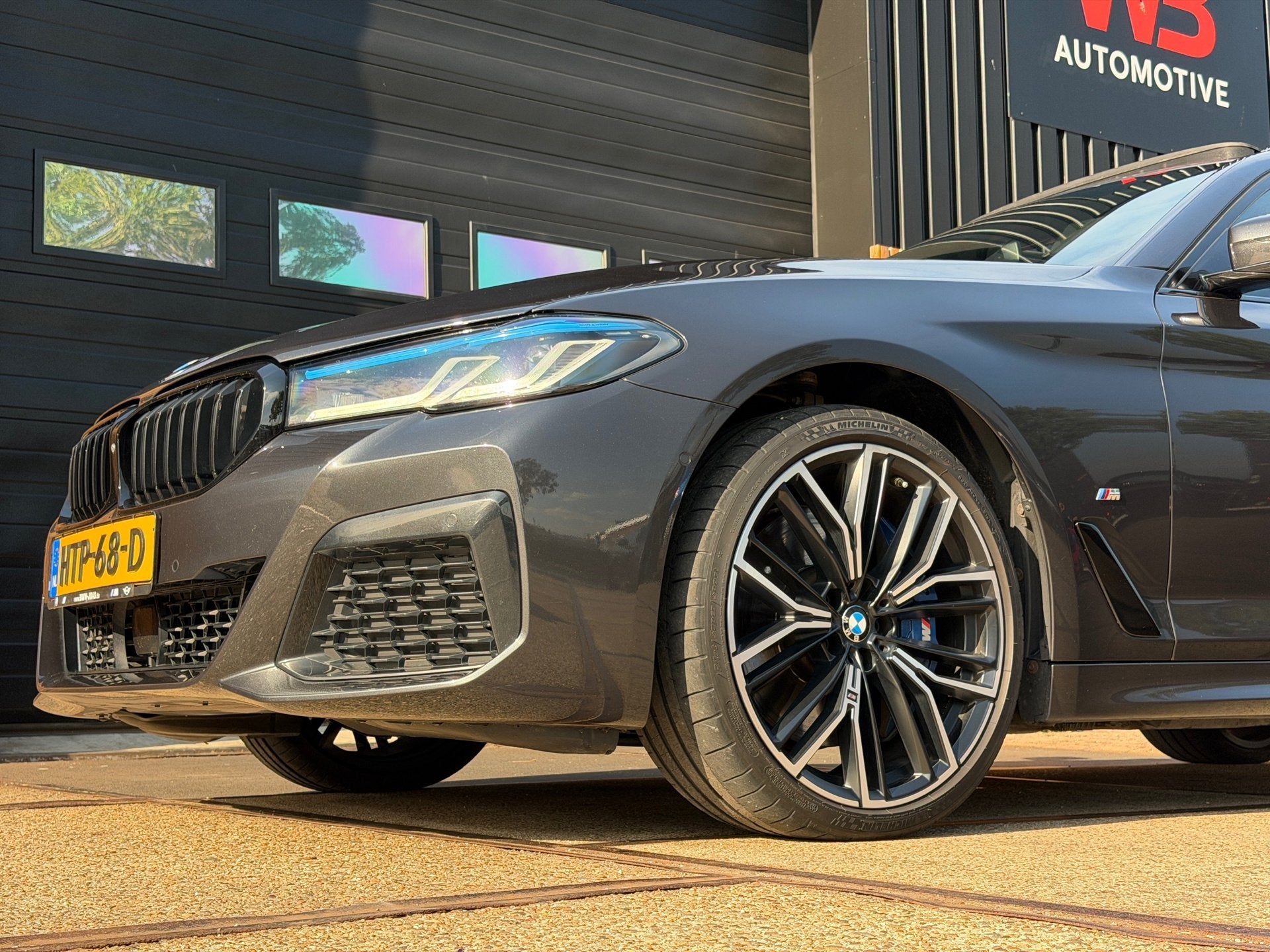 BMW 5-serie Touring 540d xDrive High Executive M-Sport / Led, Auto's, Automaat, Gebruikt, Euro 6, 2993 cc
