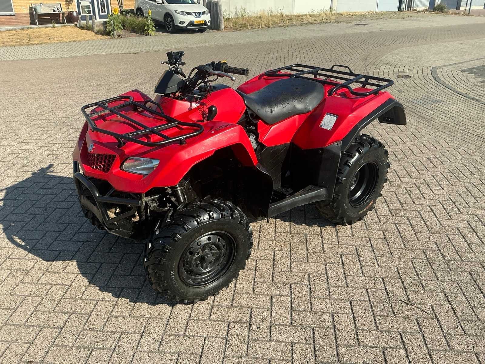 Suzuki 400 4 Wd Quad, Motoren, Quads en Trikes