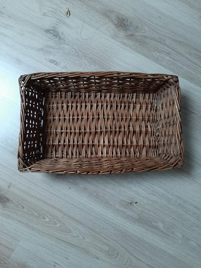 Oude vintage rieten mand 50 x 32 cm., Antiek en Kunst, Ophalen