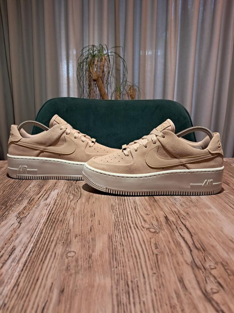 Nike Air Force 1 Sage 'Particle Beige' Size 37, Beige, Nike, Ophalen of Verzenden, Sneakers of Gympen