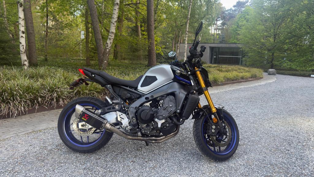 Yamaha Mt-09 SP /A2 Vol vermogen /Akrapovic, Motoren, Motoren | Yamaha, Gebruikt, 3 cilinders, Particulier, Minimaal motorrijbewijs A2