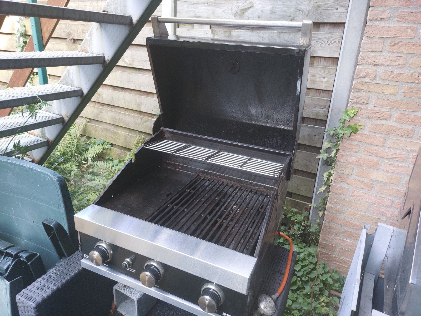 BBQ goed werkende, geheel schoon en vetvrij gemaakt met staa, Ophalen