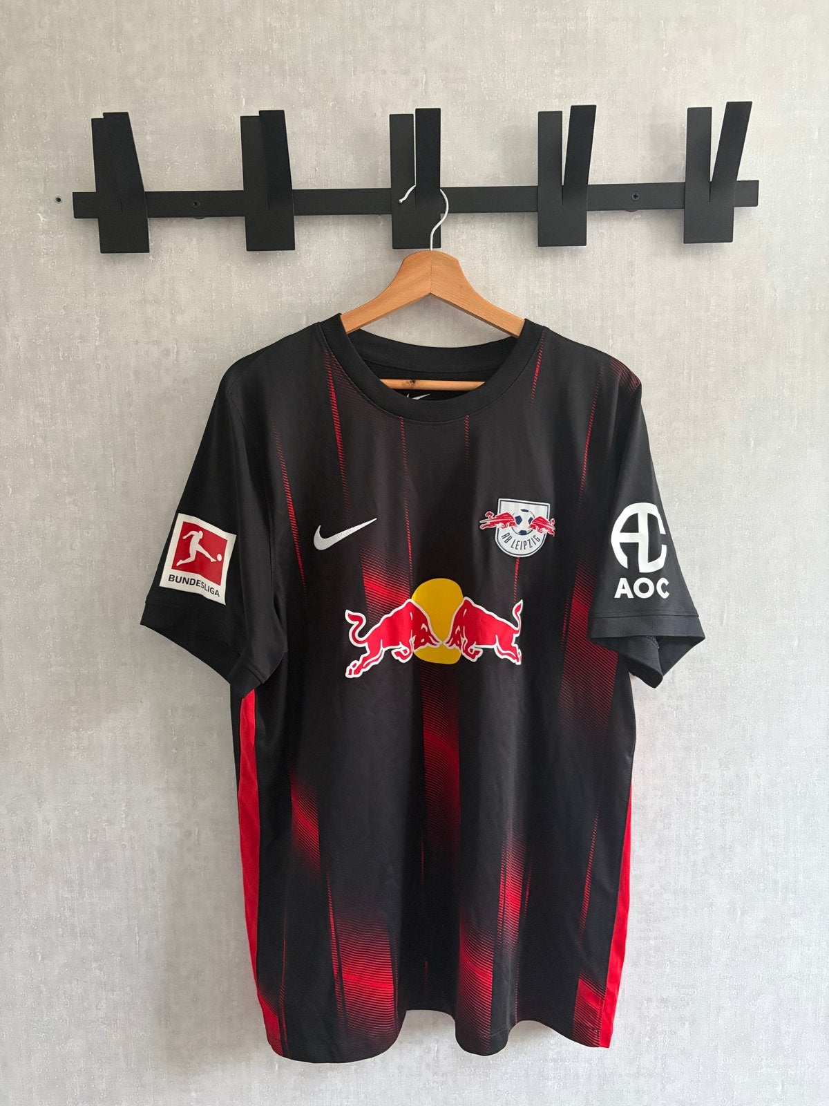 RB Leipzig derde tenue 2022/2023 - Nkunku #18 - Maat XL, Verzenden, Zwart, Zo goed als nieuw, Maat 46/48 (XL) of groter