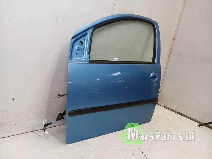 Portier 4Deurs links-voor van een Peugeot 107, Auto-onderdelen, Gebruikt, -, Deur, -