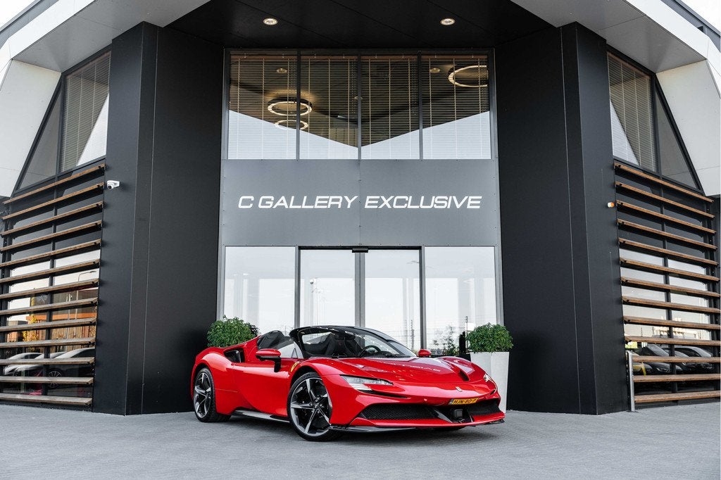 Ferrari SF90 Spider 4.0 V8 - Origineel NL | Rosso Corsa | Li, Auto's, Ferrari, Automaat, Bedrijf, SF90, 1825 kg