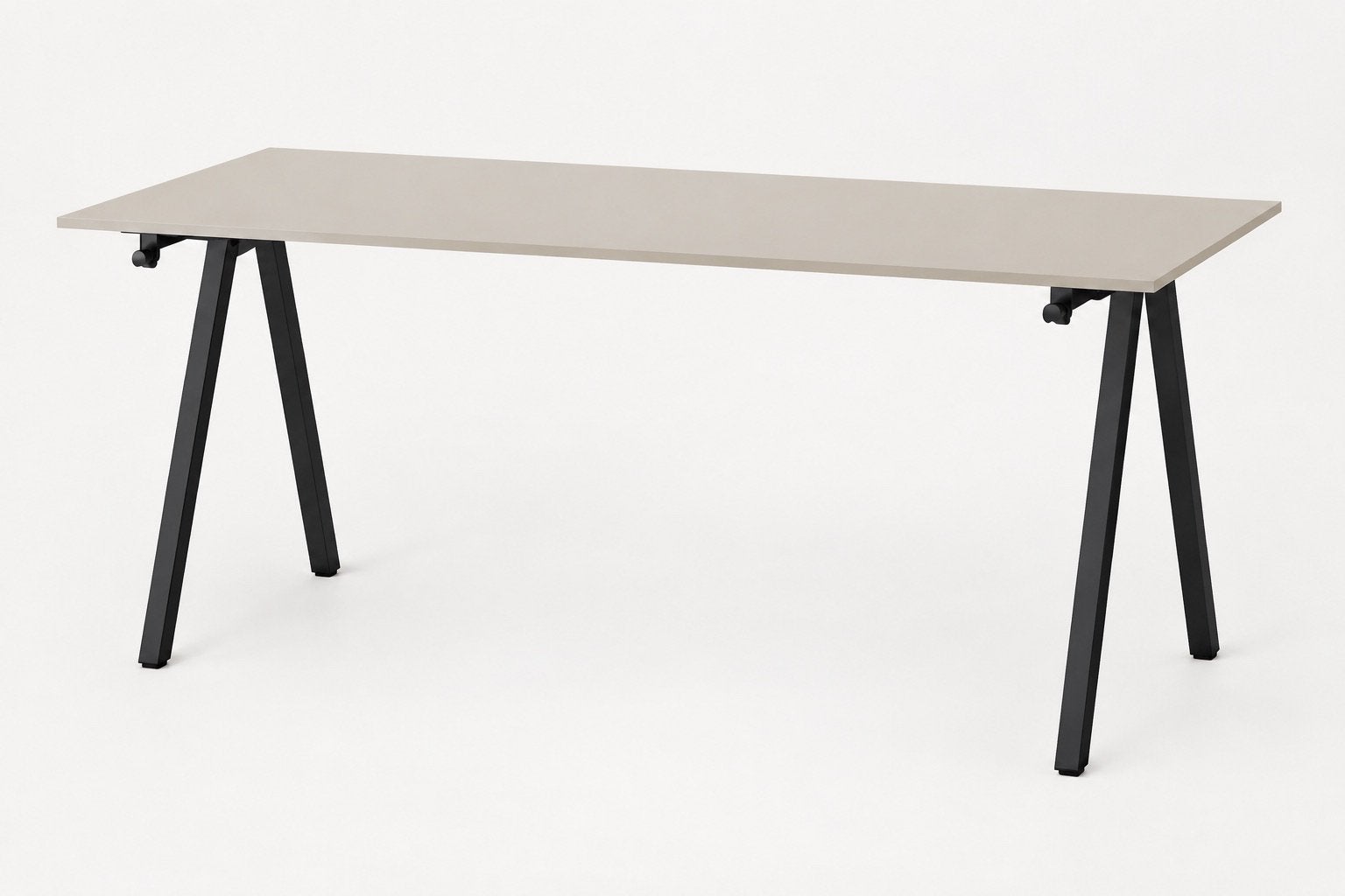 Bureau ikea van serie trotten, Ophalen, Zo goed als nieuw