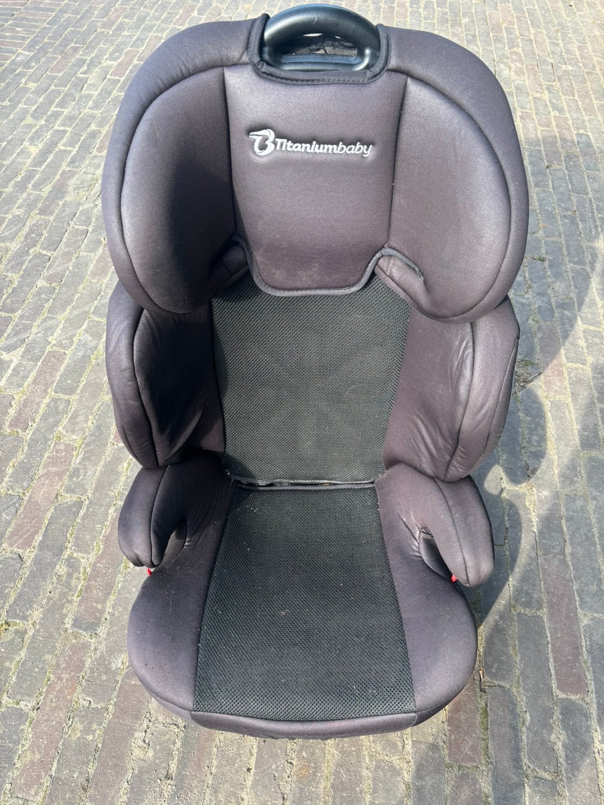 Kinderstoeltje auto zeer nette staat, slechts 1 jaar oud, Overige merken, Autogordel, 15 t/m 36 kg, Ophalen of Verzenden