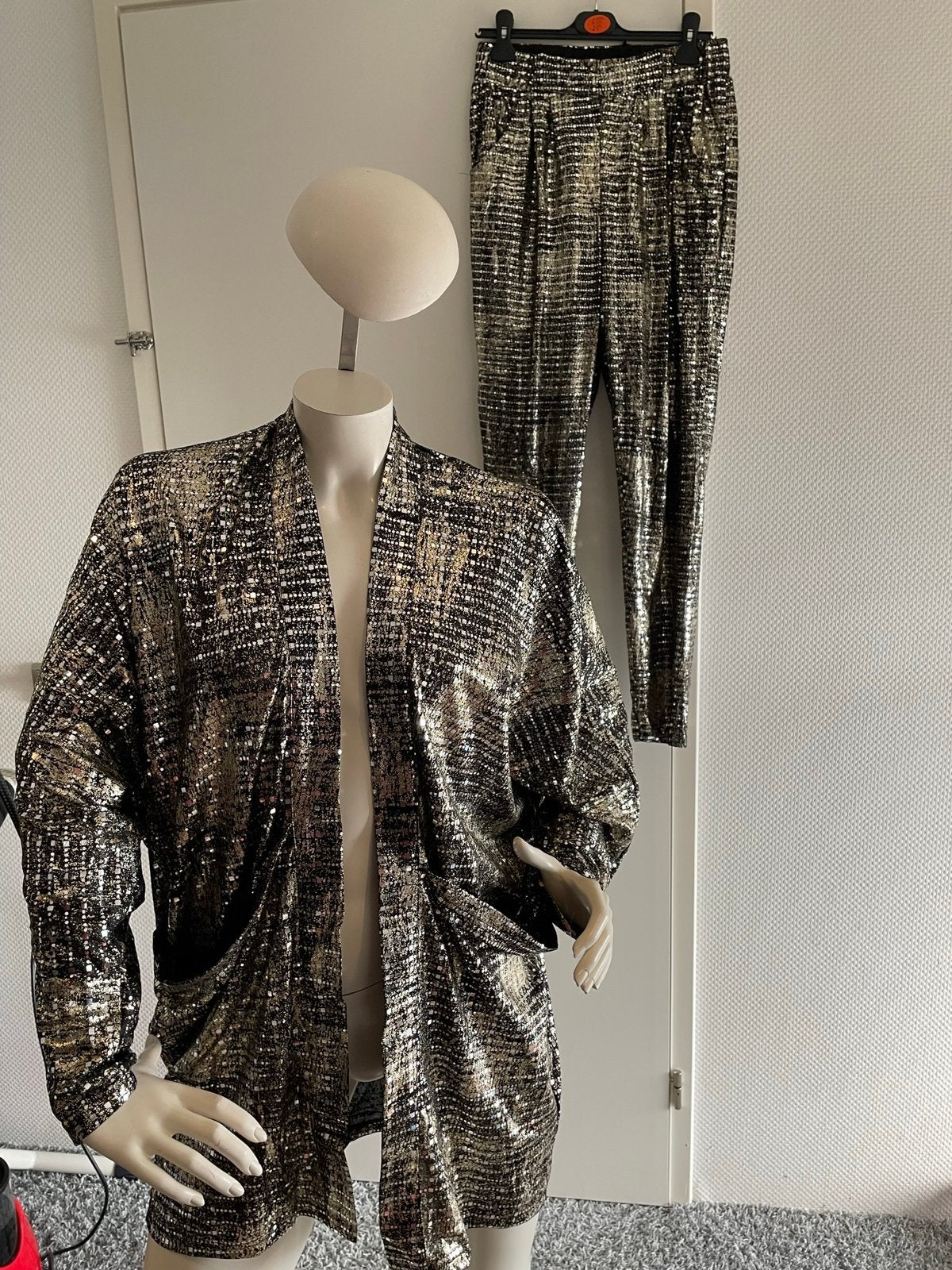 Lollys laundry broek s jasje xs goud zwart met glitters, Overige typen, Zwart, Ophalen of Verzenden, Zo goed als nieuw