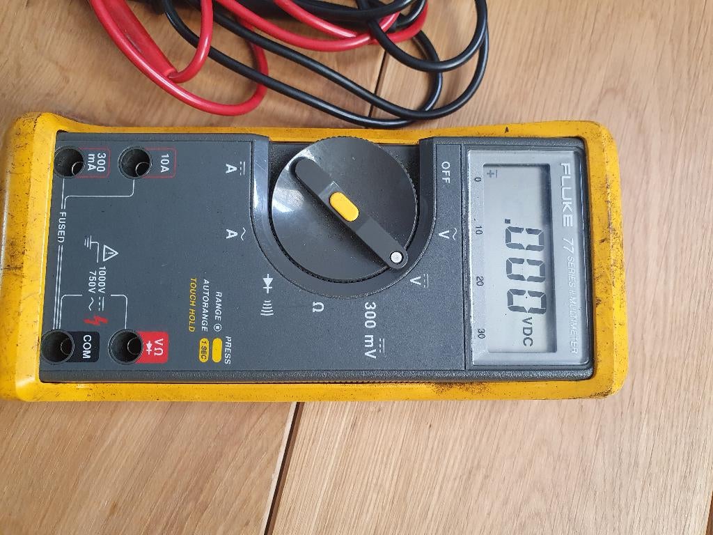 FLUKE 77 series Multimeter, Doe-het-zelf en Verbouw, Meetapparatuur, Ophalen of Verzenden, Gebruikt, Multimeter