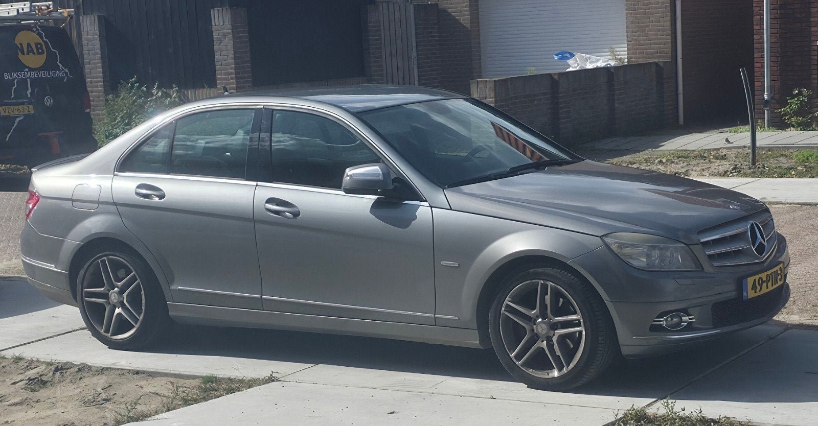 Mercedes-Benz C-Klasse 2.5 C230 Sedan AUT 2008 Grijs, Auto's, Automaat, Achterwielaandrijving, 1800 kg, 2496 cc