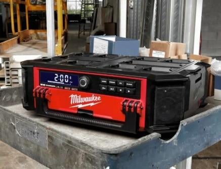 Milwaukee M18 PRCDAB+ packout radio, Audio, Tv en Foto, Radio's, ., Nieuw, Ophalen of Verzenden, Milwaukee