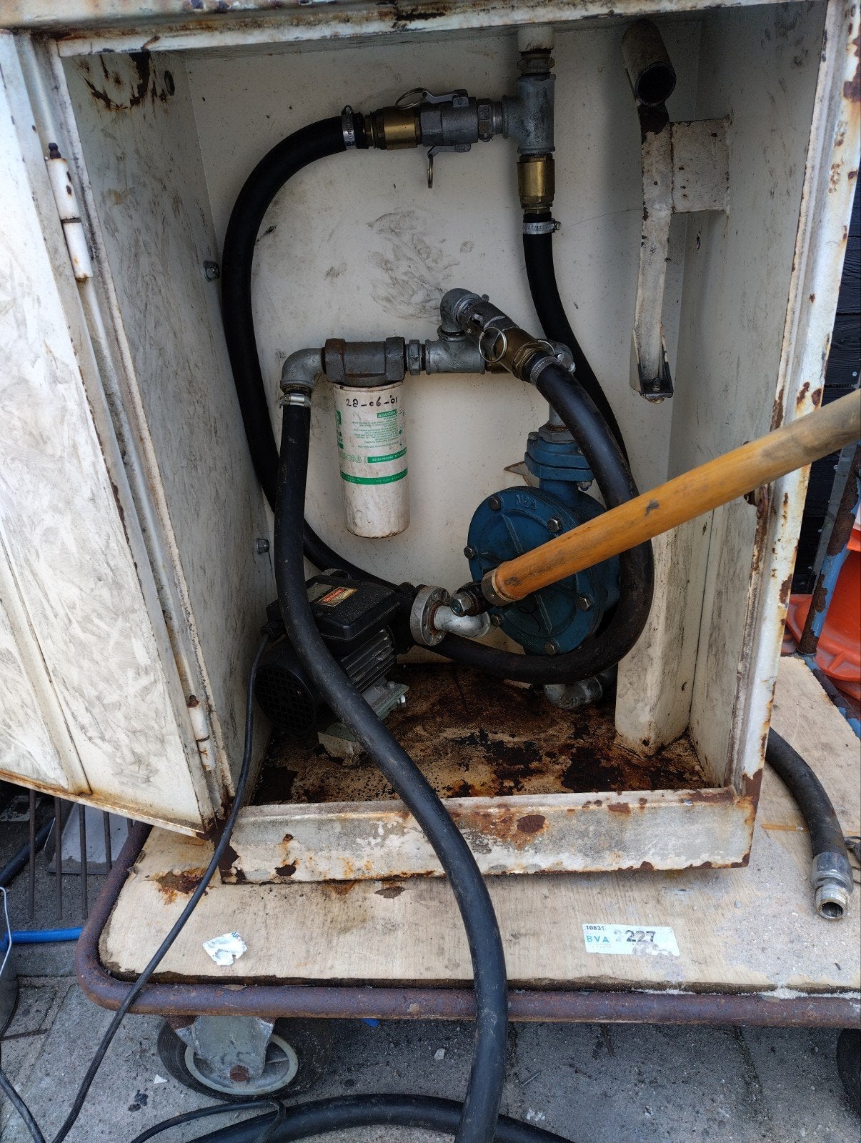 afsluitbare diesel pomp met lenspomp en electrische pomp, Ophalen of Verzenden, Gebruikt