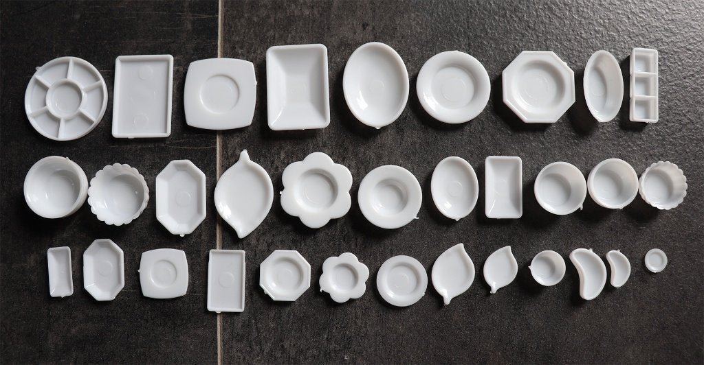 Servies schalen en borden miniatuur nieuw 1:12 (33 stuks), Ophalen of Verzenden, Nieuw, Decoratie
