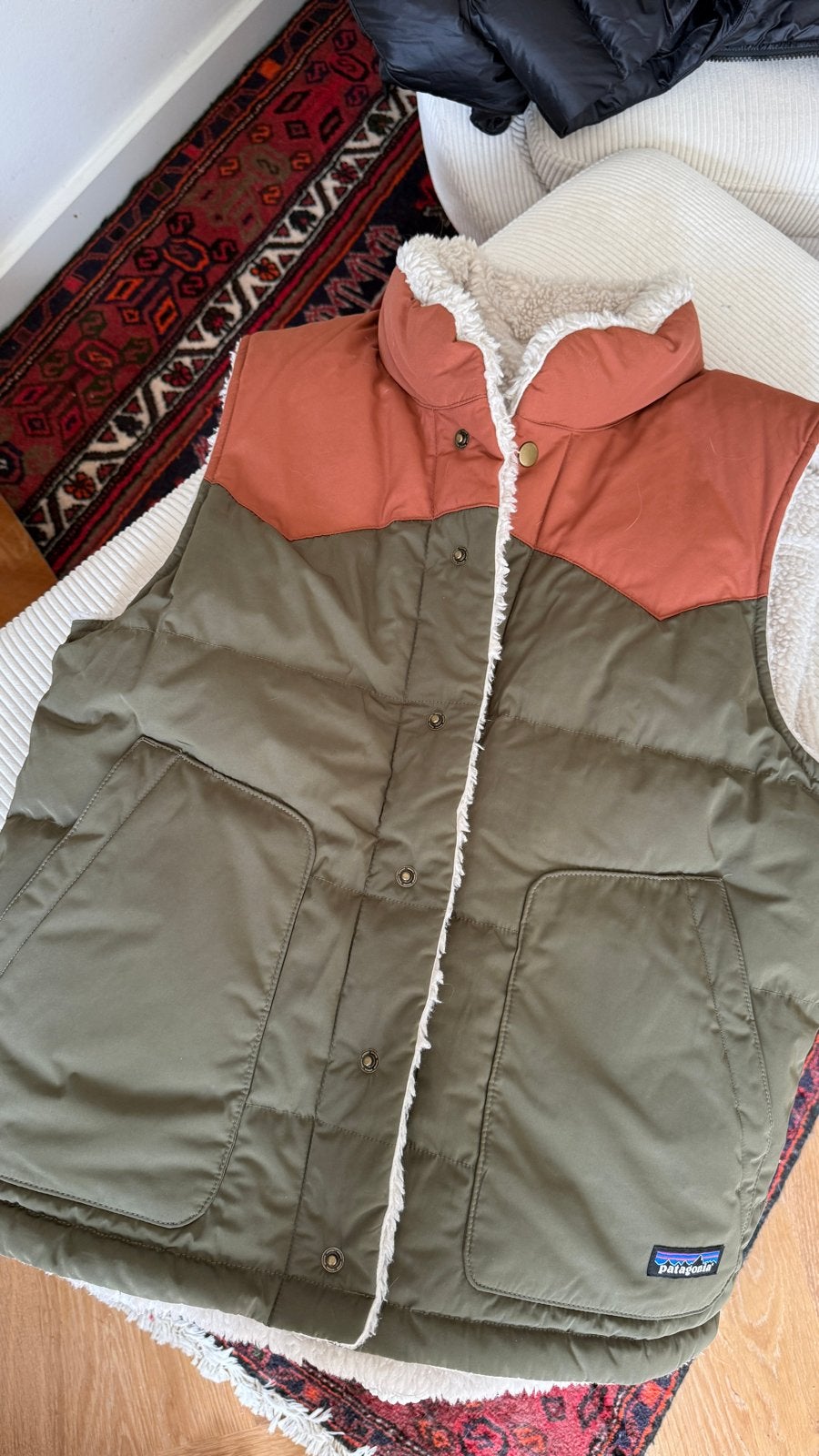Patagonia Reversible Bivy Down Vest - Zo goed als nieuw, Ophalen, Zo goed als nieuw, Maat 36 (S), Meerkleurig