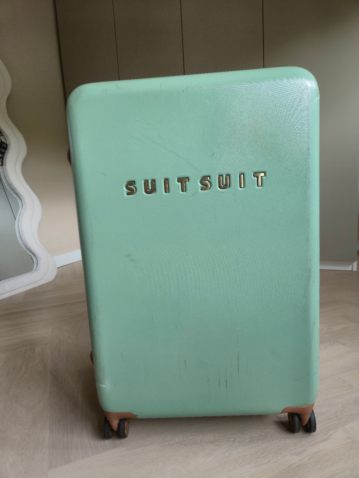 SuitSuit Fabulous Seventies Spinner 76cm Basil Green, Gebruikt, Hard kunststof, 45 tot 55 cm, 70 cm of meer