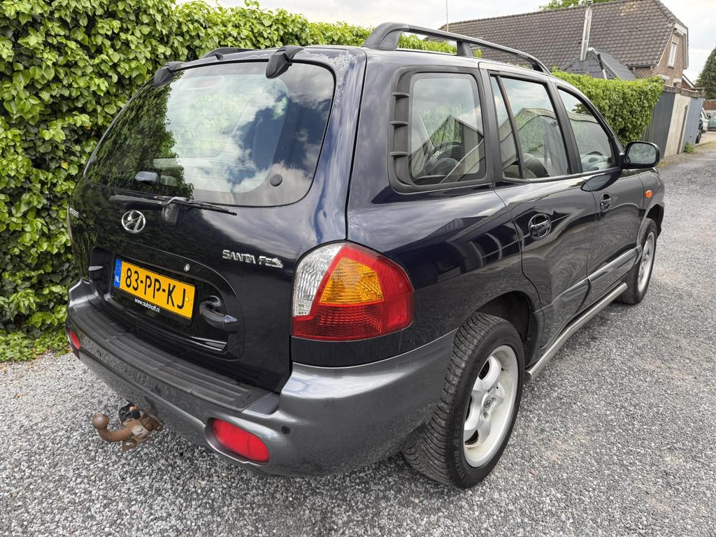 Hyundai Santa Fe 2.0i-16V Dynamic Motion | Autom. Airco | Cr, Auto's, Voorwielaandrijving, Gebruikt, 4 cilinders, 2000 kg