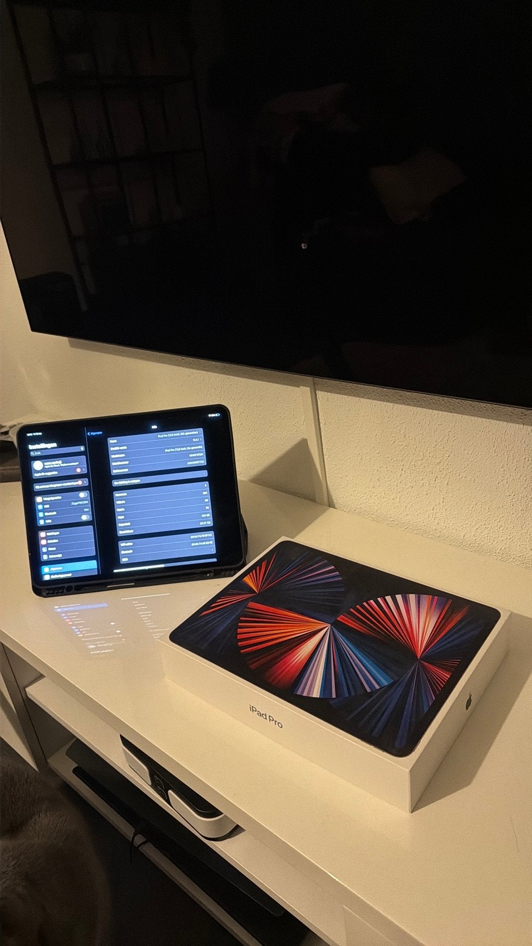 Apple ipad pro 5th generation 12.9"128gb. Wifi, Computers en Software, Apple iPad, 12 inch, Ophalen of Verzenden, Zo goed als nieuw