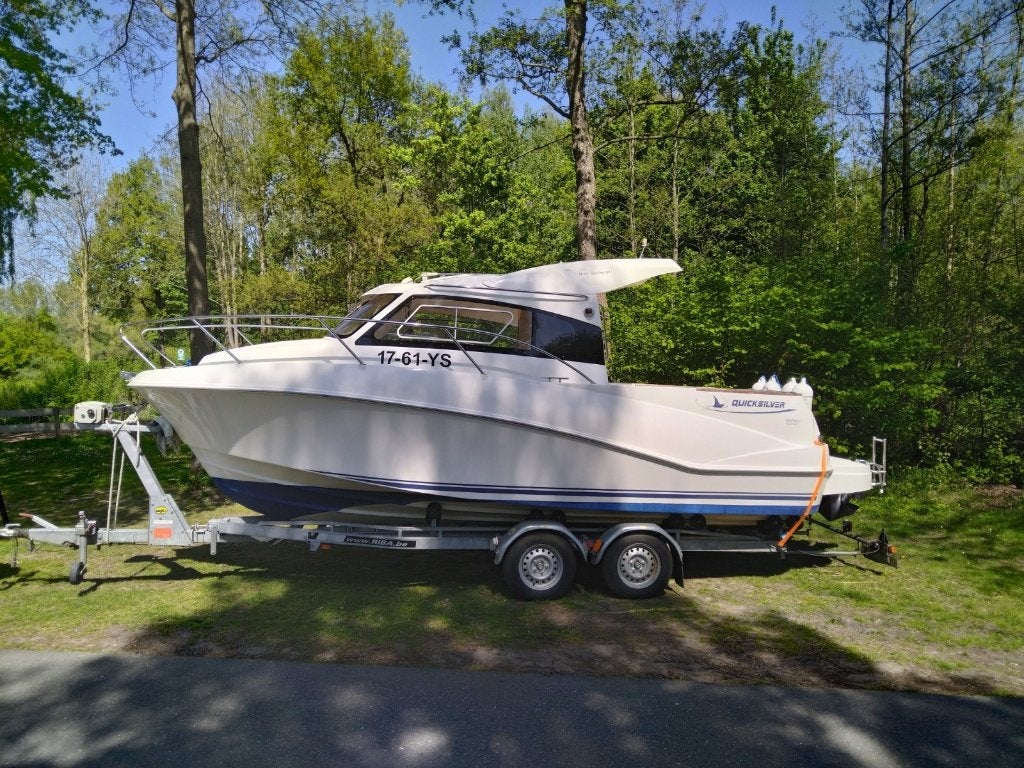 Quiksilver 640 weekend met trailer, Benzine, Zo goed als nieuw, Polyester, 145 pk