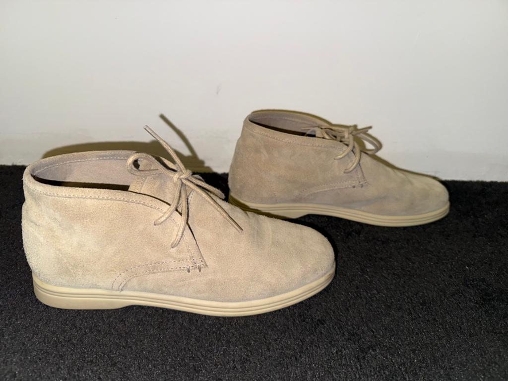 Suede schoen/half laars Maat 34 ZARA, Ophalen of Verzenden, Zo goed als nieuw, Meisje, Schoenen