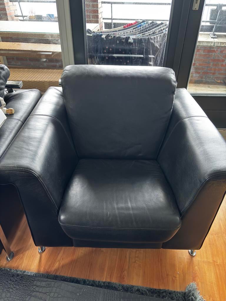 2 Lederen design fauteuils met RVS poten, Ophalen, Gebruikt, 75 tot 100 cm, Leer