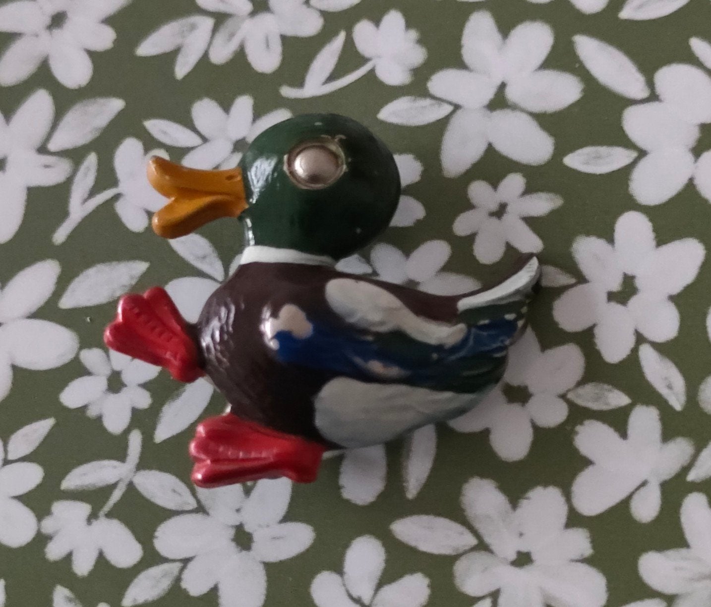 Vintage blikken emaille meerkleurige eend/kinder broche., Ophalen of Verzenden, Gebruikt