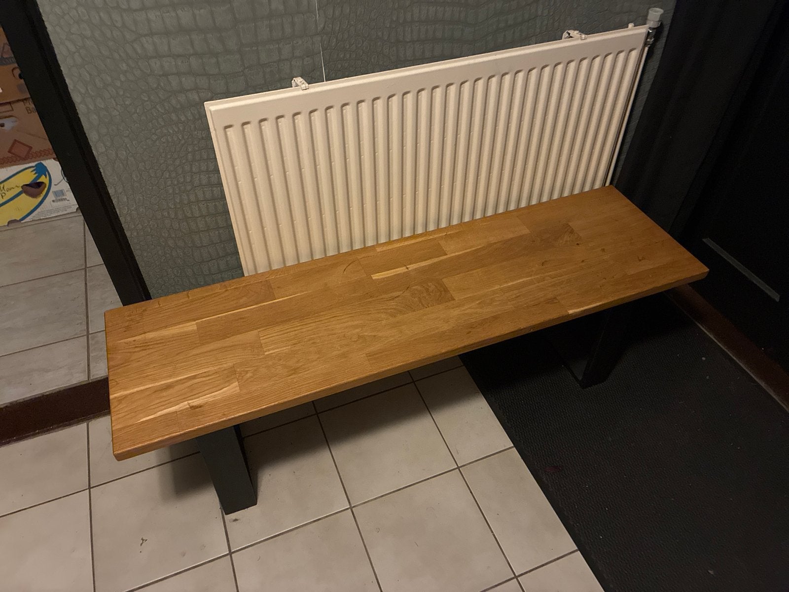 Massief houten bankje met metalen onderstel, Ophalen, Gebruikt, Overige kleuren, Eén